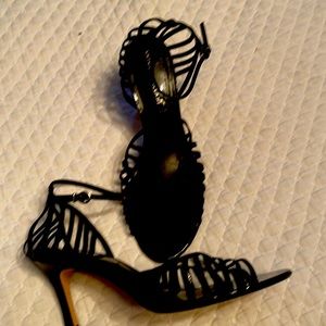 Antonio Melani strappy heel size 9 1/2 black